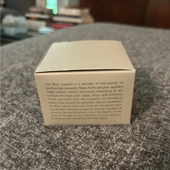 Blue Lagoon Iceland Rich Rejuvenating Cream 1.7 oz NIB - Picture 3 of 5